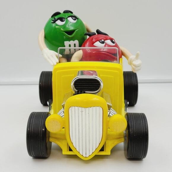 Vintage M & M Candy Dispenser "Rebel Without a Clue Hot Rod" (not working) - Picture 3 of 7